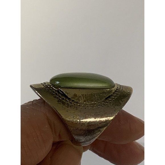 Vintage Green Chalcedony statement Ring - Picture 10 of 14